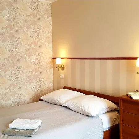 Δωμάτια σε οικογενειακή κατοικία Bri *